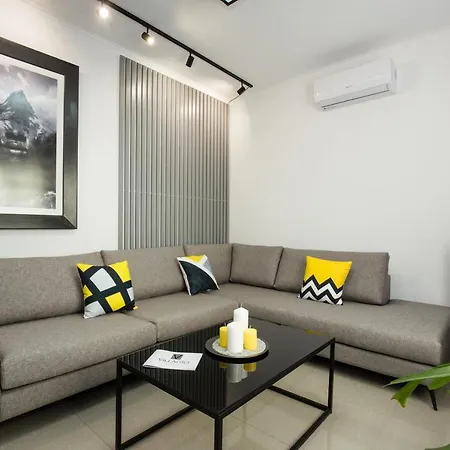 Villagio House *